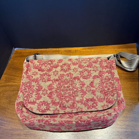 MARUCA Tapestry Crossbody Bag - Flora Red Floral Jacquard Boho Messenger - Picture 1 of 8